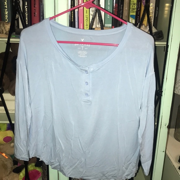 3/4 sleeve A&E top - Picture 1 of 2